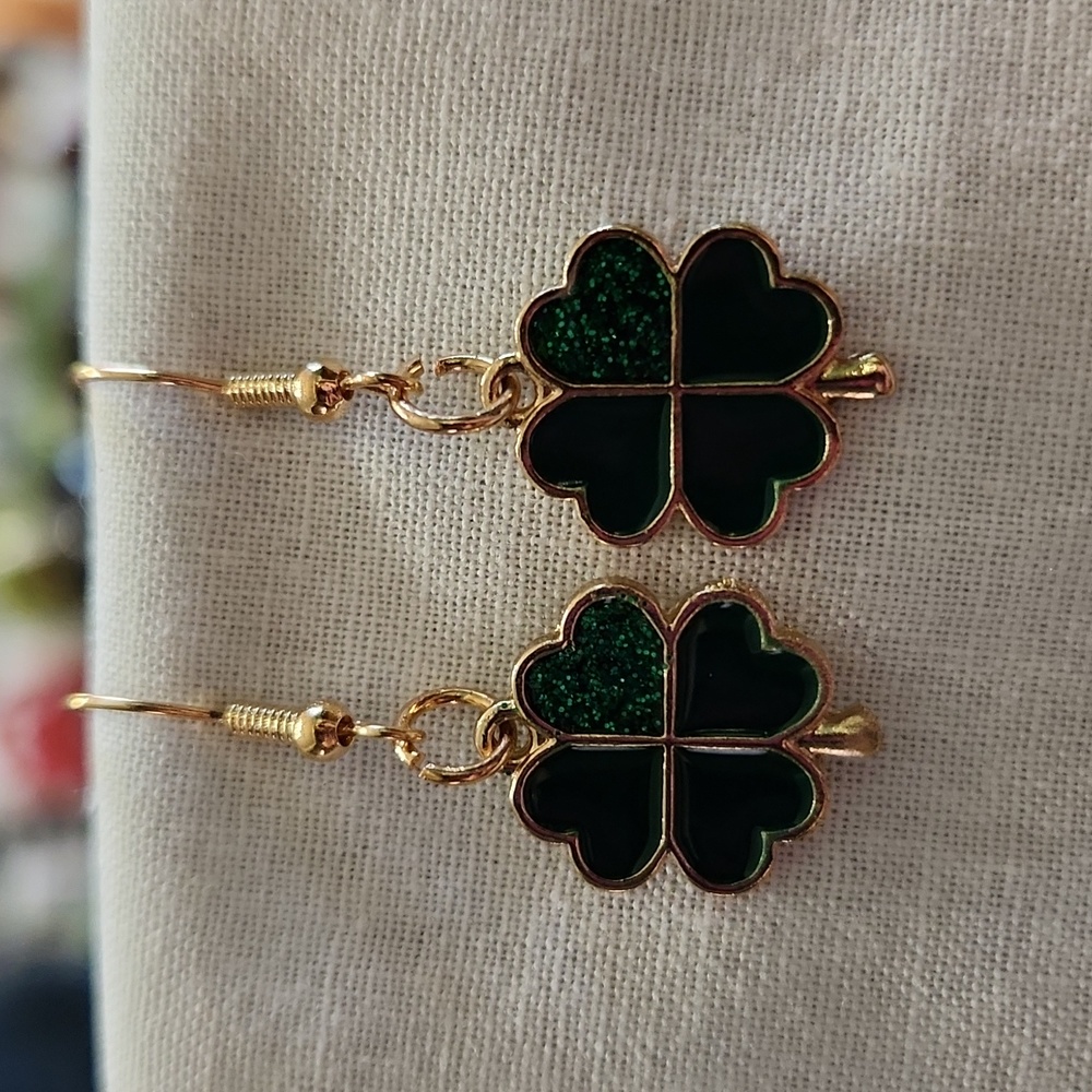 Shamrock ☘️ earrings pierced